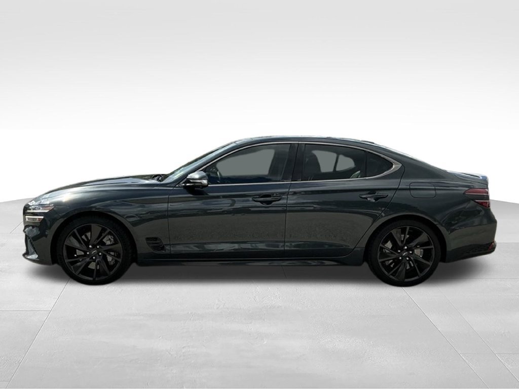 Used 2023 Genesis G70 3.3T w/ Sport Prestige Package RWD image 3
