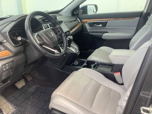Certified 2017 Honda CR-V Touring image 3