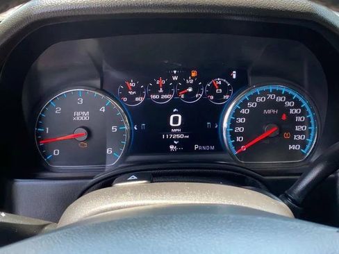 Used 2016 Chevrolet Suburban LTZ image 21