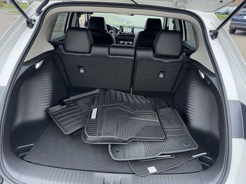 Used 2023 Honda HR-V EX-L image 8