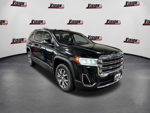 Used 2023 GMC Acadia SLE w/ Driver Convenience Package image 3