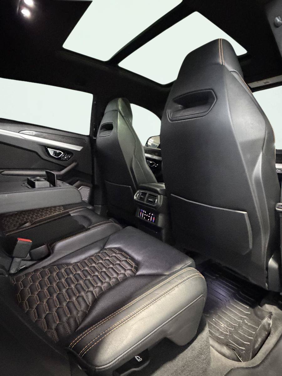 Used 2021 Lamborghini Urus AWD/4WD image 13