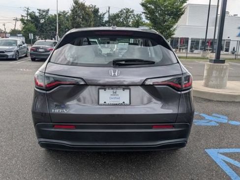Certified 2023 Honda HR-V LX image 5