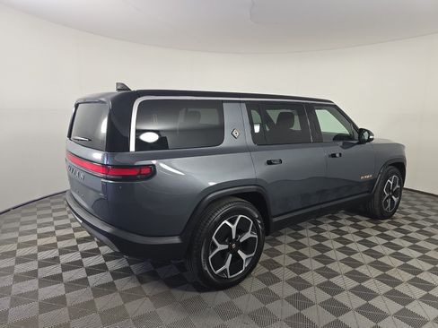 Used 2024 Rivian R1S Adventure AWD/4WD image 5