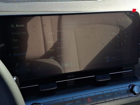 New 2026 Hyundai Kona SE image 16