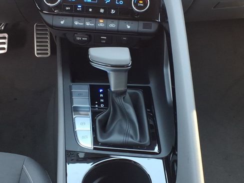 New 2026 Hyundai Elantra SEL Sport FWD image 10