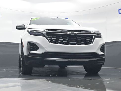 Used 2022 Chevrolet Equinox LT w/ LPO, Blackout Package FWD image 38