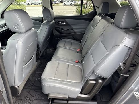 Used 2019 Chevrolet Traverse LT w/ LT Premium Package image 10