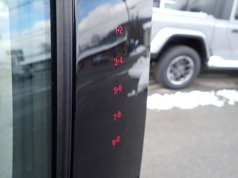 Used 2020 Ford Escape SEL image 12