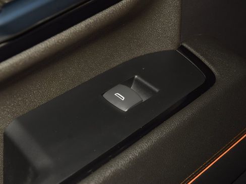 Used 2024 GMC Sierra 2500 AT4 w/ AT4 Premium Plus Package image 44