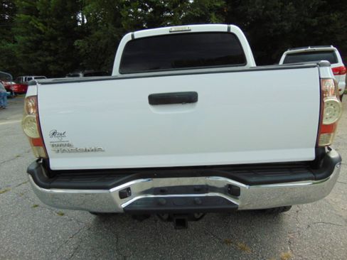 Used 2013 Toyota Tacoma 4x4 Double Cab w/ SR5 Pkg image 15