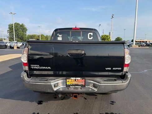 Used 2014 Toyota Tacoma 4x4 Double Cab w/ SR5 Package image 6