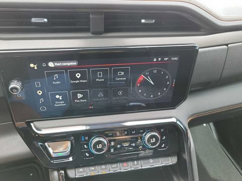 Used 2023 GMC Sierra 1500 AT4 w/ Technology Package AWD/4WD image 23
