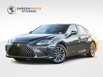 Used 2025 Lexus ES 350 w/ Accessory Package (Z2)