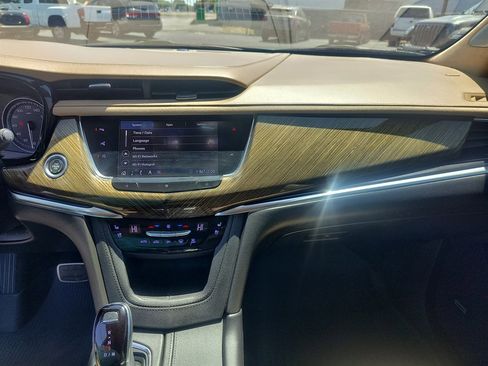 Used 2020 Cadillac XT6 Sport w/ Platinum Package AWD/4WD image 17