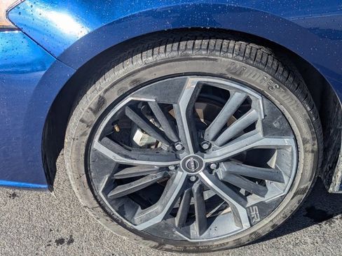 Used 2024 Nissan Altima 2.5 SR image 13