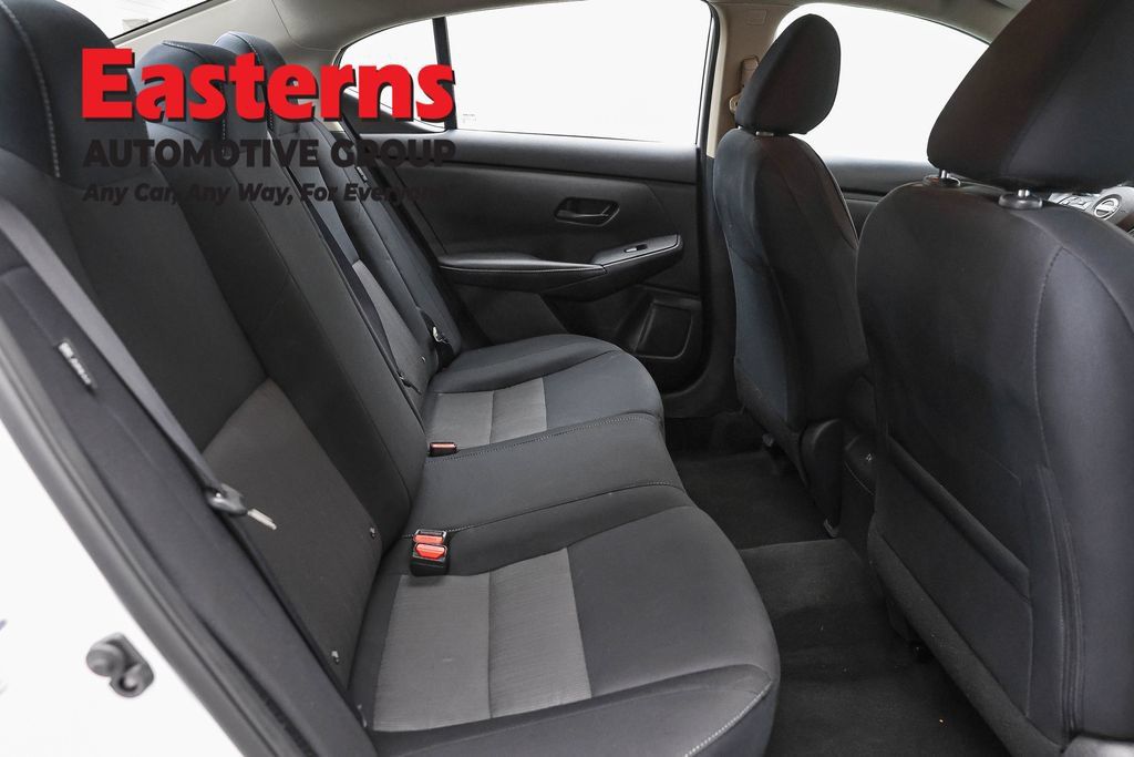Used 2024 Nissan Sentra SV FWD image 23