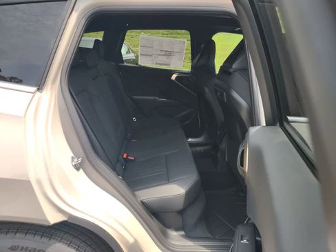 Used 2025 BMW X3 xDrive30i w/ Convenience Package image 13