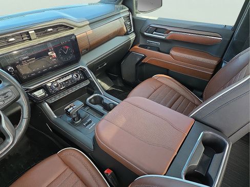 Used 2024 GMC Sierra 1500 Denali Ultimate image 12