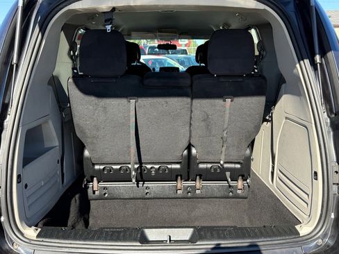 Used 2014 Dodge Grand Caravan American Value Package w/ UConnect Hands-Free Group image 8