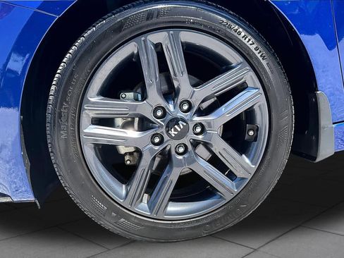 Used 2021 Kia Forte GT-Line w/ GT-Line Premium Package FWD image 11