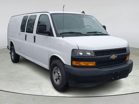 Used 2019 Chevrolet Express 3500 Extended w/ Driver Convenience Package RWD image 1