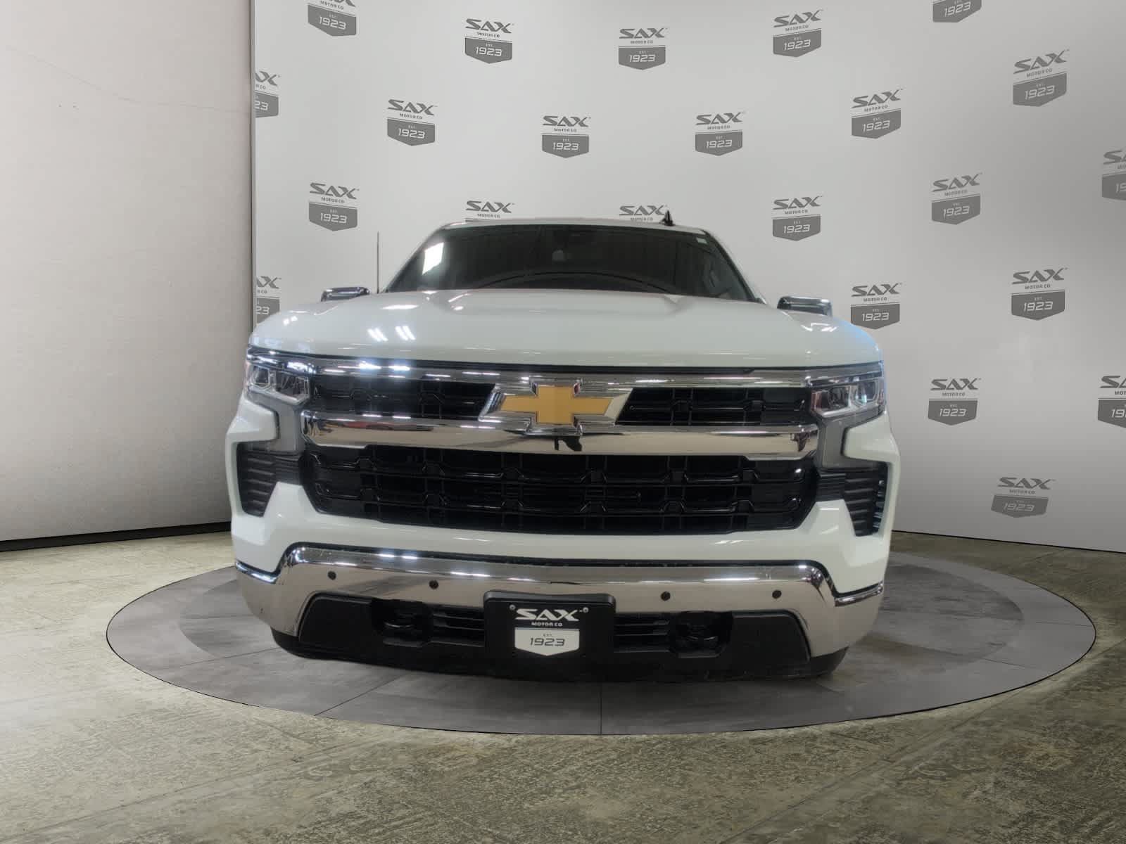 Used 2023 Chevrolet Silverado 1500 LT AWD/4WD image 8