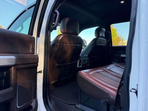 Used 2021 Ford F250 King Ranch w/ Chrome Package image 17