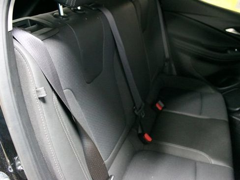 Used 2025 Buick Encore GX Preferred FWD image 9