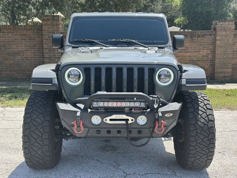Used 2018 Jeep Wrangler Unlimited Rubicon AWD/4WD image 3