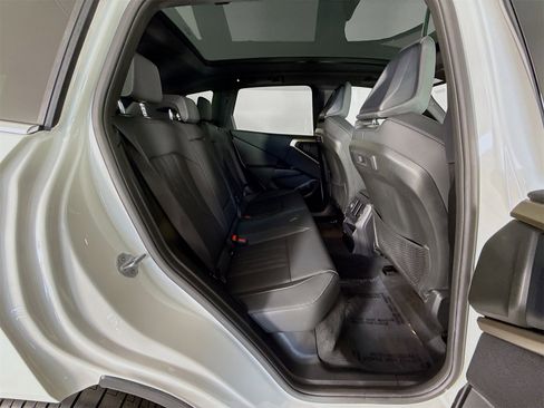 Used 2025 BMW X3 xDrive30i w/ Convenience Package image 27