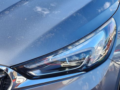 Used 2019 Buick Enclave Essence image 9