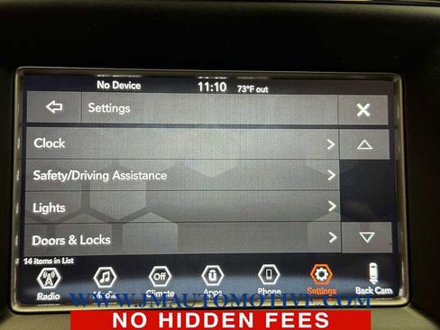 Used 2019 Jeep Grand Cherokee Laredo AWD/4WD image 29