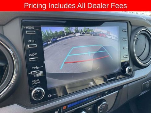 Certified 2022 Toyota Tacoma TRD Off-Road w/ TRD Premium Off Road Package AWD/4WD image 29