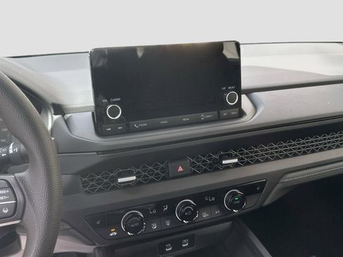 New 2025 Honda Accord SE image 10