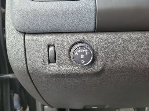 Used 2016 Chevrolet Colorado Z71 RWD image 17