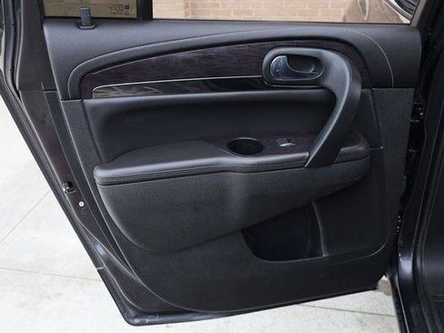 Used 2016 Buick Enclave Leather w/ Trailering Package FWD image 17
