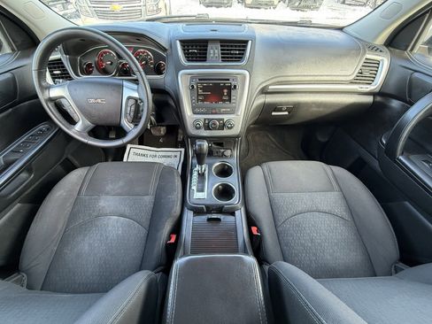 Used 2016 GMC Acadia SLE image 12