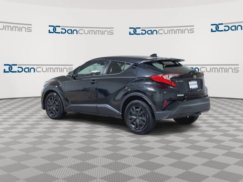 Used 2020 Toyota C-HR LE FWD image 6