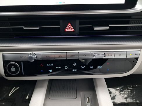 New 2025 Hyundai Ioniq 6 SEL AWD/4WD image 23