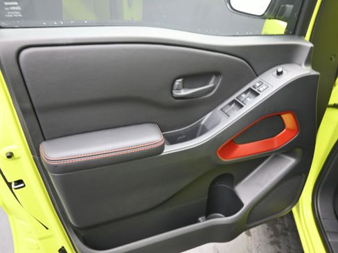 New 2026 Nissan Frontier PRO-4X w/ Pro-4x Convenience Package image 11