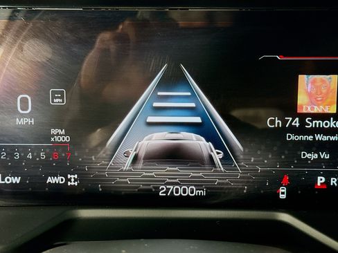 Used 2024 GMC Acadia AT4 w/ Luxury Package AWD/4WD image 12