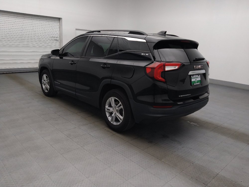Used 2023 GMC Terrain SLE w/ Driver Convenience Package FWD image 3