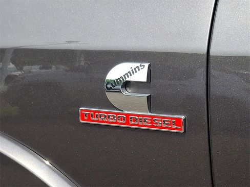 Used 2021 RAM 2500 Laramie image 31