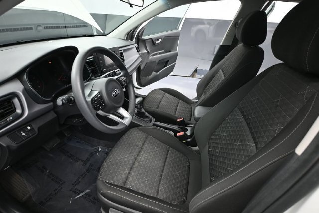 Used 2018 Kia Rio S FWD image 17