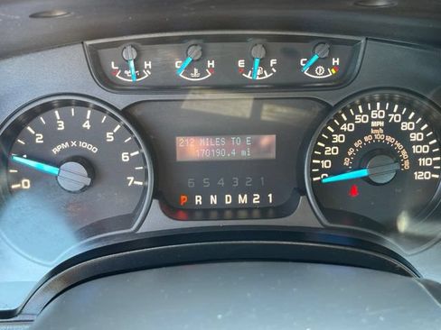 Used 2014 Ford F150 STX w/ Equipment Group 201A Mid AWD/4WD image 15
