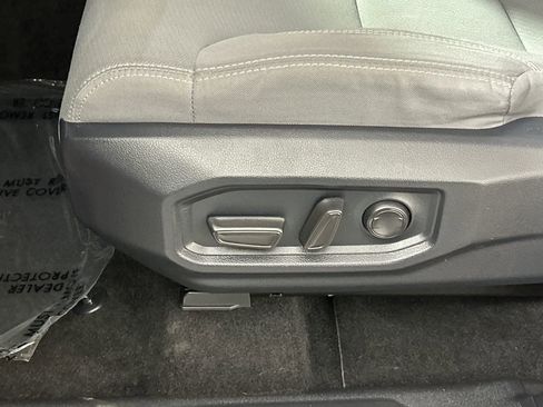 Used 2025 Toyota Tundra SR5 w/ SR5 Convenience Package image 19