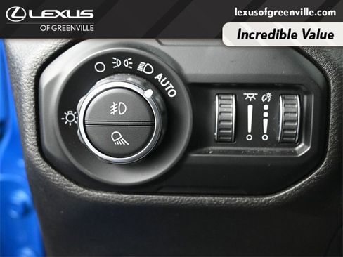 Used 2020 Jeep Gladiator Overland image 16