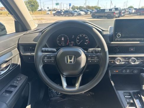 Used 2024 Honda CR-V EX image 13