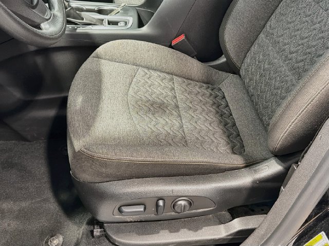 Used 2024 Chevrolet Equinox LT AWD/4WD image 15